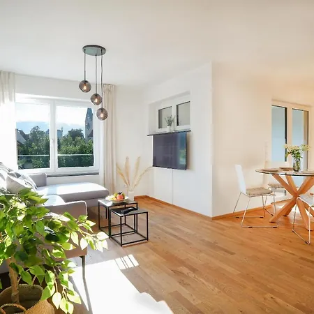 Voyage Stadtoase Am Fluss I Zentral I Freier Parkplatz I Wifi I Netflix I Aufzug Apartman *